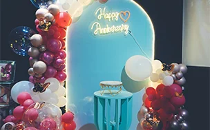 Customized decorations for private movie theater bookings in Ashok Vihar, creating a personalized and festive environment for your special occasions.